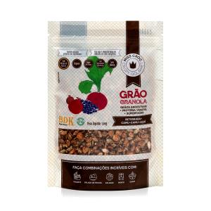 Quantas calorias em 1/2 xícara de chá (40 g) Granola Pop?
