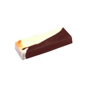 Quantas calorias em 1/6 barra (25 g) Meio Amargo Branco?