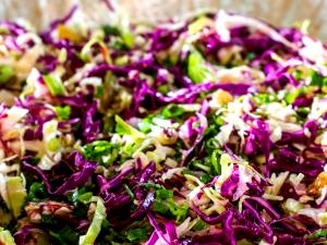 Quantas calorias em 1 Colher De Sopa (16,0 G) Molho para salada de repolho?