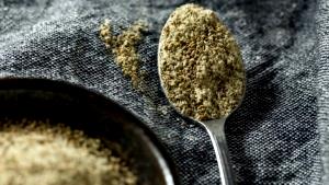 Quantas calorias em 1 Colher De Sopa (6,5 G) Sementes de aipo?