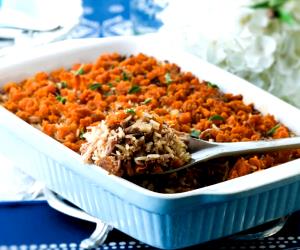 Quantas calorias em 1 Dose Arroz De Pato Fingido Com Farinheira?