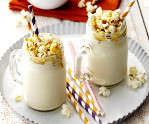 Quantas calorias em 1 Dose Batido De Molho De Caramelo Salgado?