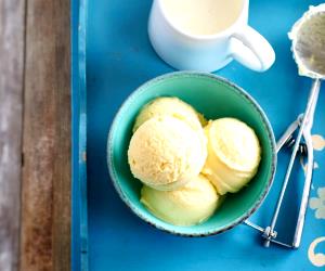 Quantas calorias em 1 Dose Gelado De Ananás E Leite De Coco?