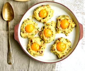 Quantas calorias em 1 Dose Nuvens De Batata Com Bacon E Ovo?
