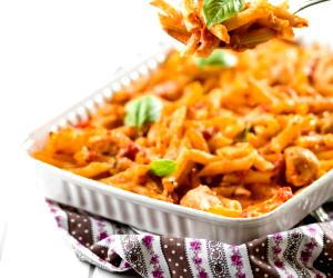 Quantas calorias em 1 Dose Penne De Frango Caprese?