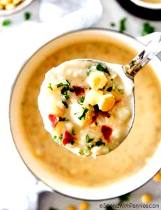 Quantas calorias em 1 Lata (300 G), Preparada Para Instruções Sopa de Frutos do Mar de Nova Inglaterra (Clam Chowder)?