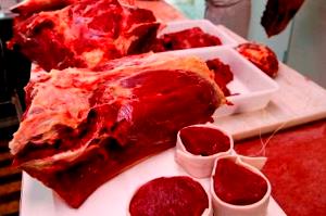 Quantas calorias em 1 Oz Carne de Cavalo?