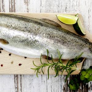 Quantas calorias em 1 Oz, Com Espinhas (Produto Após Espinhas Removidas) Peixe no Forno ou Grelhado?
