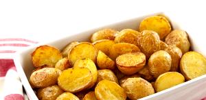 Quantas calorias em 1 Oz, Crua, Produto Batata no Forno (Casca Não Consumida)?