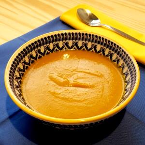 Quantas calorias em 1 pacote (350 g) Creme de Legumes com Carne?