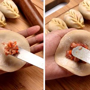 Quantas calorias em 1 Pequeno Bolinho Dumpling Simples?