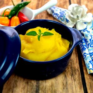 Quantas calorias em 1 Porção (124 G) Purê de Mandioquinha?