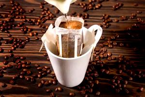 Quantas calorias em 1 Porção Bebida café infusão 10% sem açúcar?