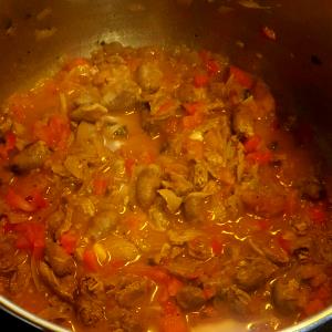 Quantas calorias em 1 Porção Miúdo de galinha ou frango sopa?