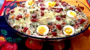 Quantas calorias em 1 Porçoes Arroz De Calabresa Com Couve E Seleta De Legumes?