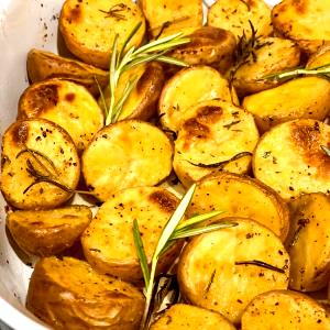 Quantas calorias em 1 Porçoes Batata Assada Com Alecrim?