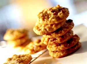 Quantas calorias em 1 Porçoes Biscoito De Granola?