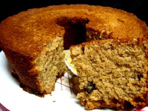 Quantas calorias em 1 Porçoes Bolo De Banana Com Aveia E Canela?