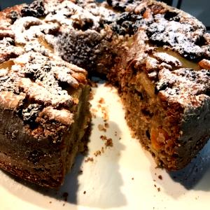 Quantas calorias em 1 Porçoes Bolo De Frutas Vegano Sem Glúten?