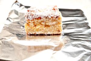 Quantas calorias em 1 Porçoes Bolo Gelado Caseiro?