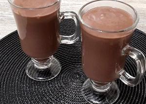 Quantas calorias em 1 Porçoes Chocolate Quente, No Microondas?