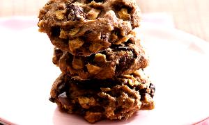Quantas calorias em 1 Porçoes COOKIE DE MAÇÃ E CHOCOLATE?