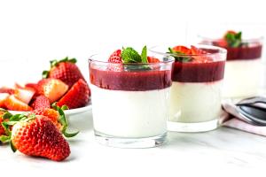 Quantas calorias em 1 Porçoes Creme De Cocô Ao Molho De Morangos?