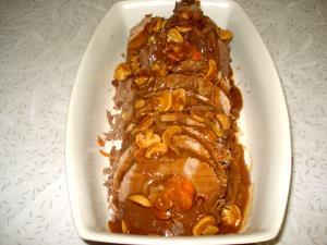 Quantas calorias em 1 Porçoes Lagarto Ao Molho Madeira E Creme De Leite?