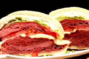 Quantas calorias em 1 Porçoes Lanche De Mortadela?