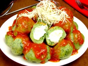 Quantas calorias em 1 Porçoes Nhoc De Espinafre Com Ricota?