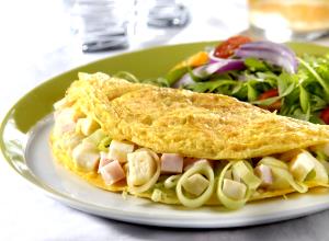 Quantas calorias em 1 Porçoes Omelete Com Alho-Poró?