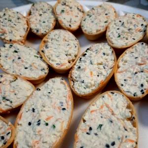 Quantas calorias em 1 Porçoes Patê De Ricota Com Cenoura?