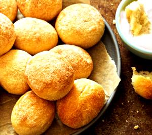Quantas calorias em 1 Porçoes Pão De Batata ( Sem Lactose, Sem Glúten )?