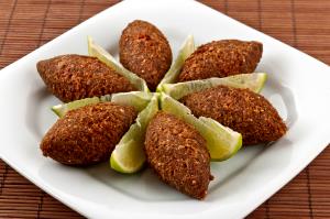 Quantas calorias em 1 Porçoes Quibe De Carne De Soja?