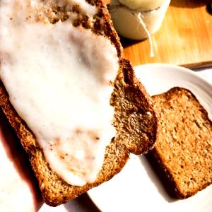 Quantas calorias em 1 Porçoes Requeijão De Mandioca?