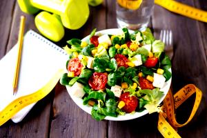 Quantas calorias em 1 Porçoes Salada Completa Para Almoço Ou Jantar?
