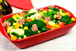 Quantas calorias em 1 Porçoes Salada De Brócolis E Couve Flor?