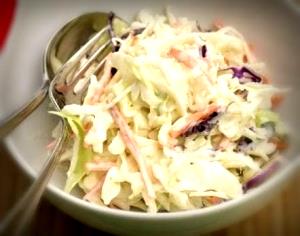 Quantas calorias em 1 Porçoes Salada De Repolho Com İogurte E Maionese?