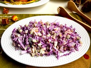 Quantas calorias em 1 Porçoes Salada De Repolho Com İogurte?