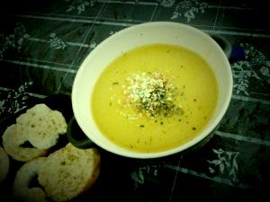Quantas calorias em 1 Porçoes Sopa De Alho Poró?