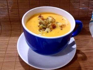Quantas calorias em 1 Porçoes Sopa De Cenoura Com Peito De Frango A Minha Moda?