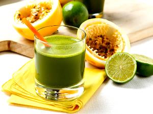 Quantas calorias em 1 Porçoes Suco De Maracujá Com Couve Sem Açucar?