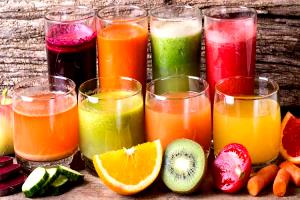 Quantas calorias em 1 Porçoes Suco Natural De Abacaxi,Morango E Cenoura?