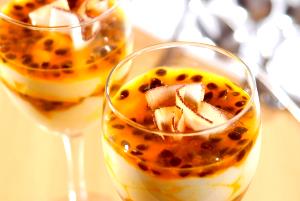 Quantas calorias em 1 Porçoes Taça Tropical?