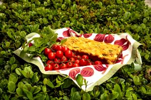 Quantas calorias em 1 Porçoes Torta Caprese De Liquidificador?