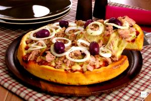Quantas calorias em 1 Porçoes Torta-Pizza De Atum?