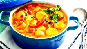 Quantas calorias em 1 unidade (300 g) Moqueca Vegana de Palmito?