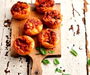 Quantas calorias em 1 Unidade Queques De Piza Com Pepperoni?