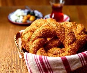 Quantas calorias em 1 Unidade Simit (Argolas De Pão Turcas)?