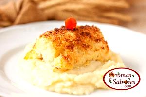 Quantas calorias em 1 Xícara, Em Lascas Bacalhau Empanado no Forno?